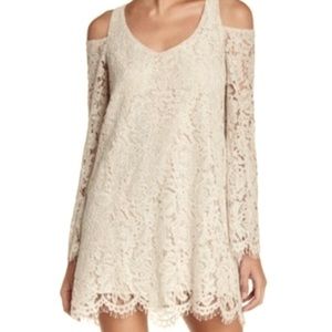 🆕Chaser Strappy Cold Shoulder Bell Sleeve Vanilla/Crème Dress